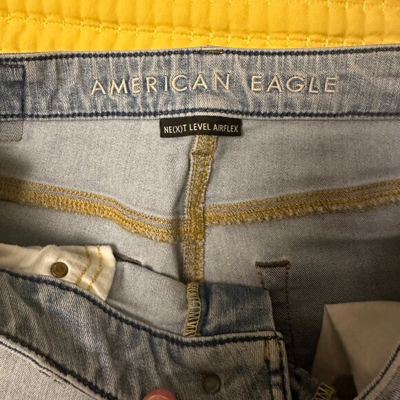 Men's American Eagle, Next Level Airflex, 31x30, light blue jean faded color - Picture 3 of 6